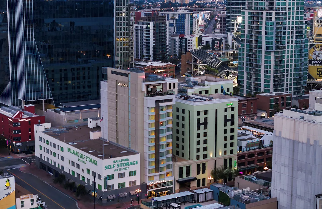 Courtyard By Marriott San Diego Gaslamp/Convention Center-1